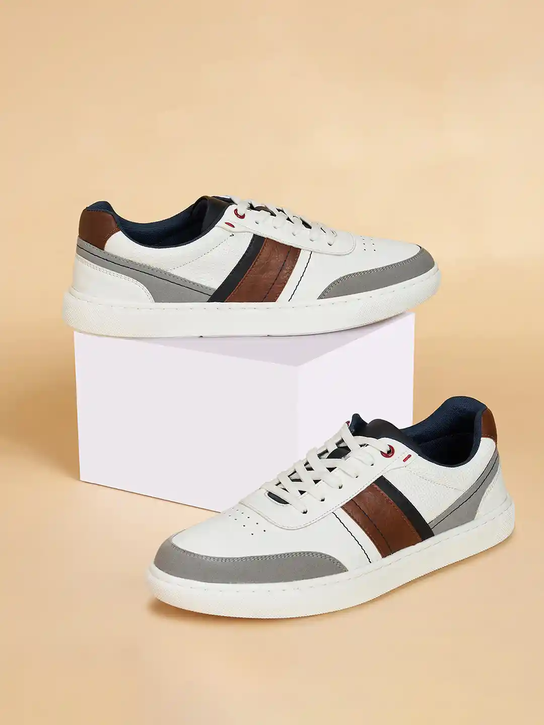 Ajile by Pantaloons Men Colourblocked Lace Up Sneakers