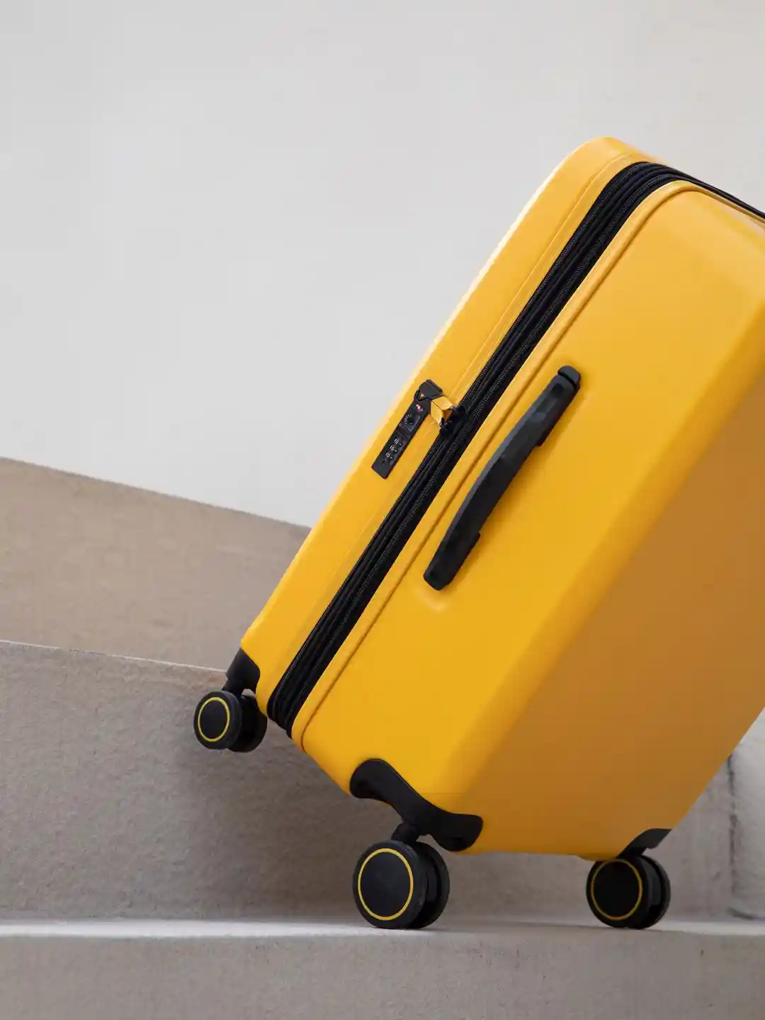 Buy VERAGE Freeland Hard Sided Medium Trolley Bag Trolley Bag