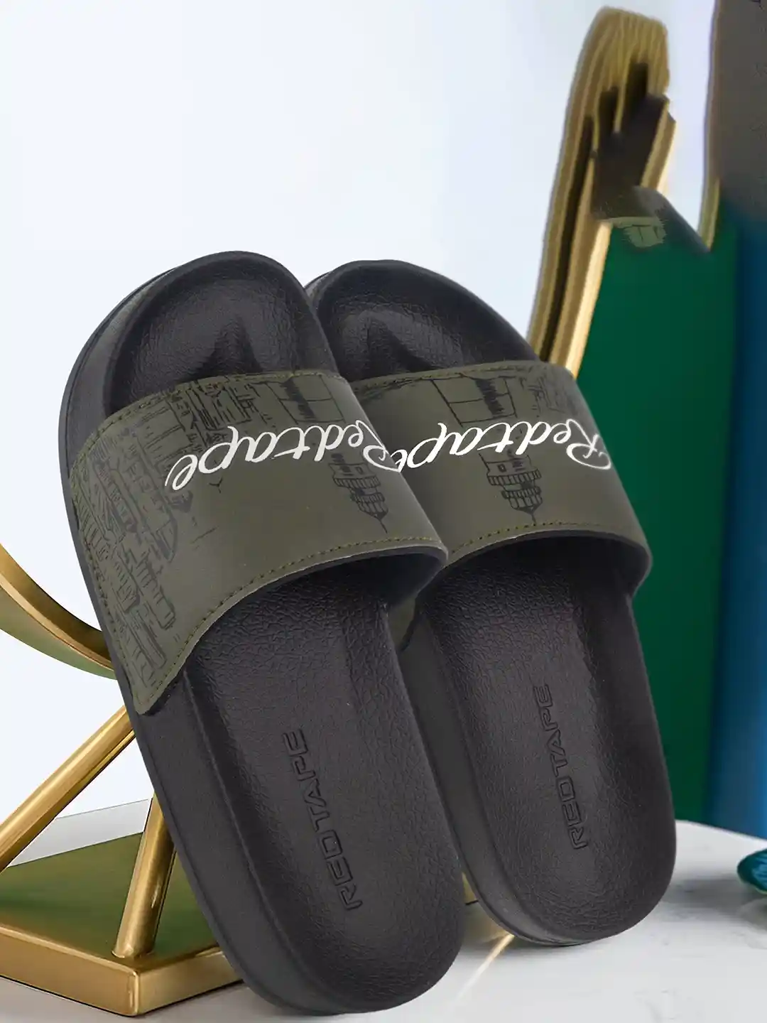 Red Tape Women Printed Sliders