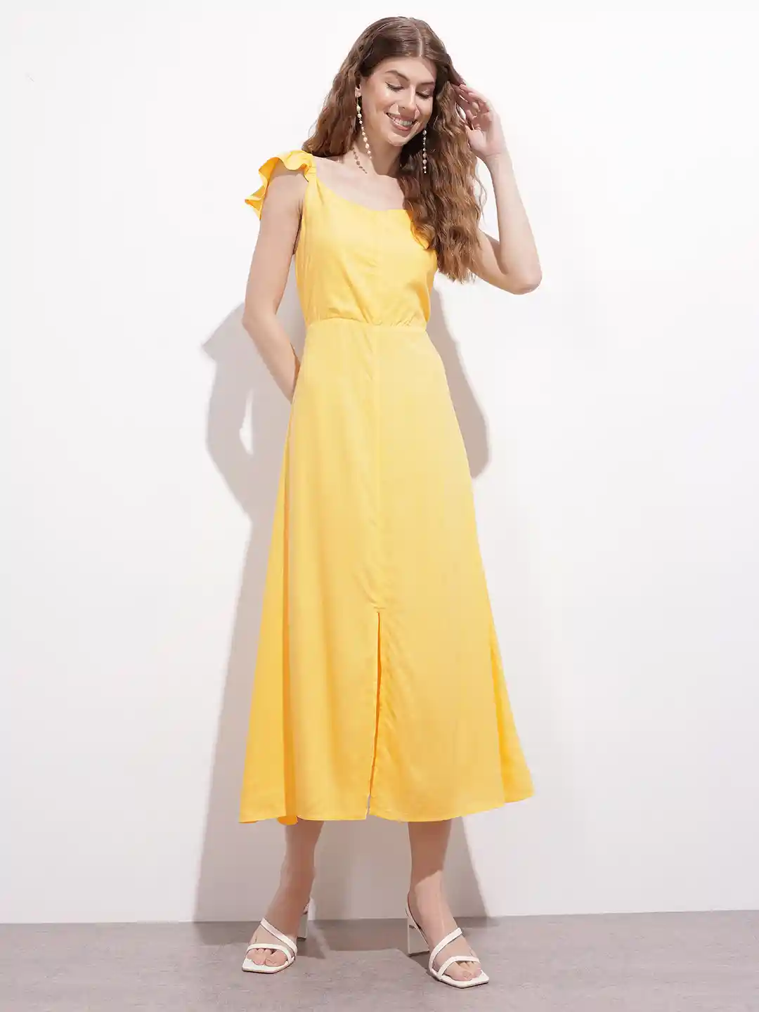 plain dress with lace design Lace Pattern Boutique Lace Design On Plain Suit Palen Suit Lace Design