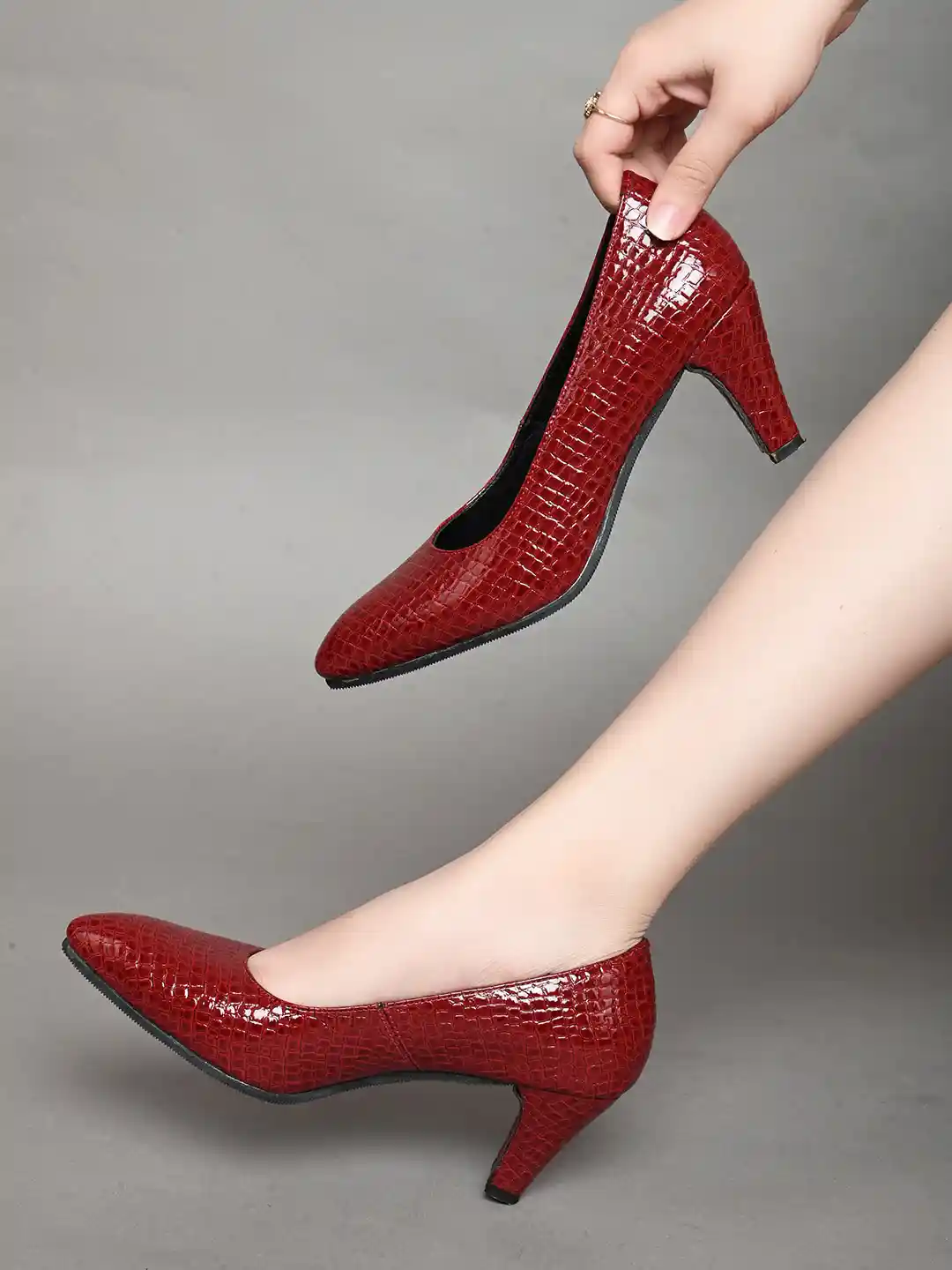 Buy Mast Harbour Burgandy Textured Pointed Toe Kitten Heel Pumps