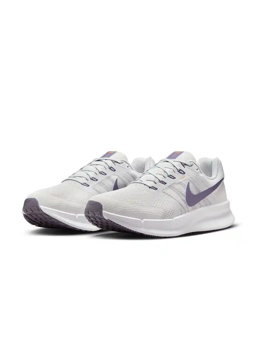 women's nike run swift running shoes