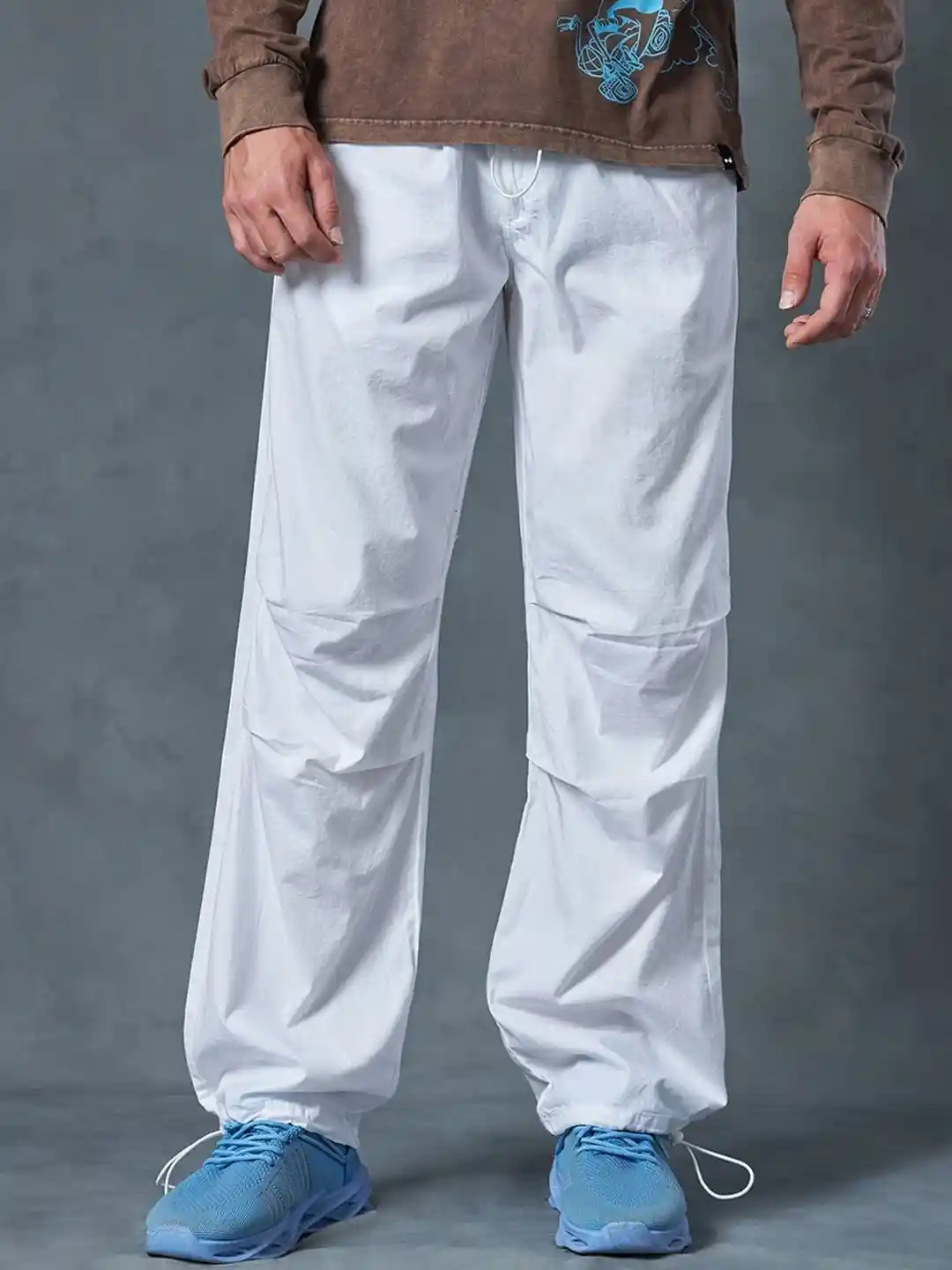 Buy Bewakoof White Men Mid-Rise Loose Fit Baggy Oversized