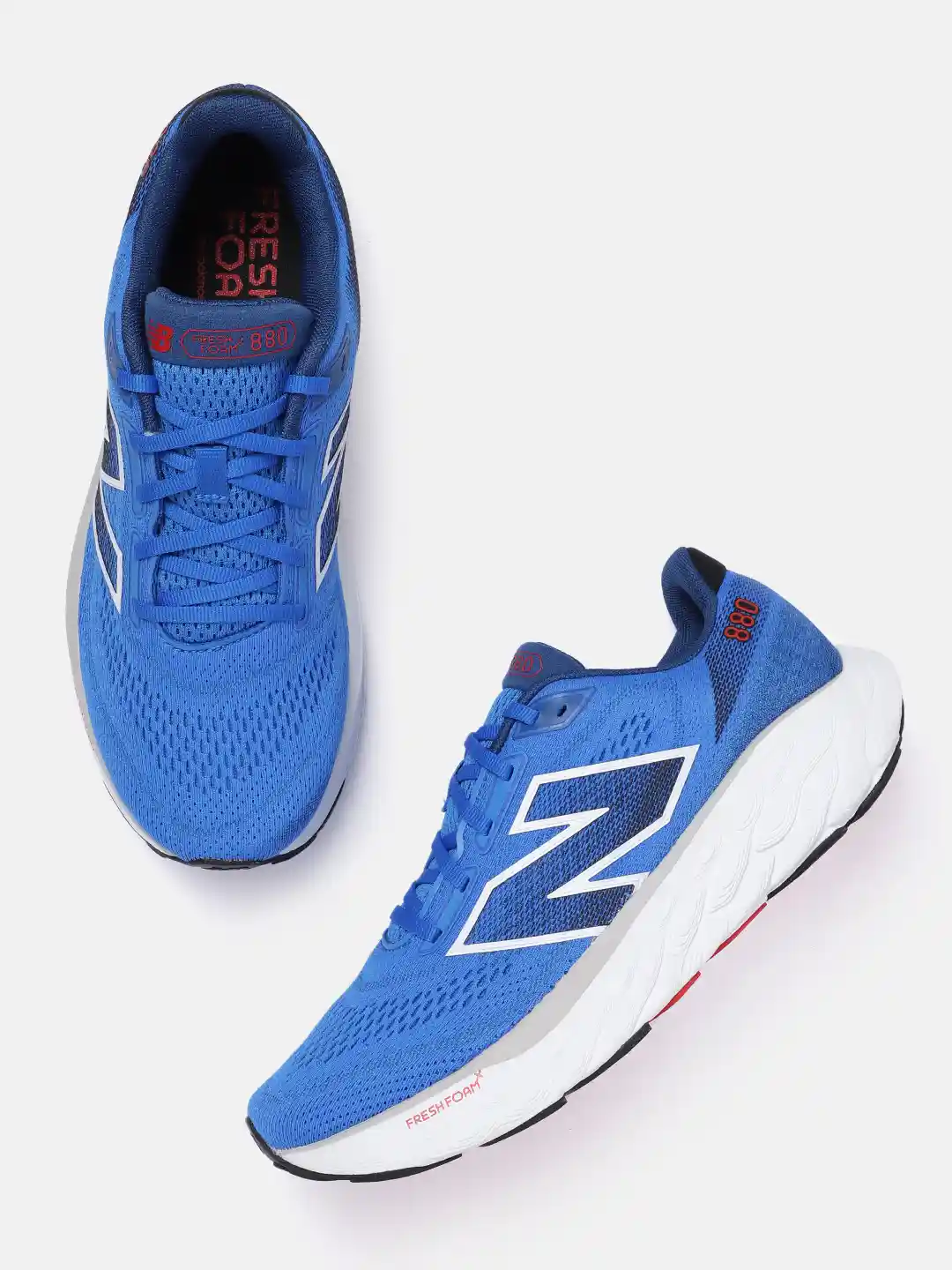 Buy New Balance Men 880 Woven Design Round-Toe Running Shoes with