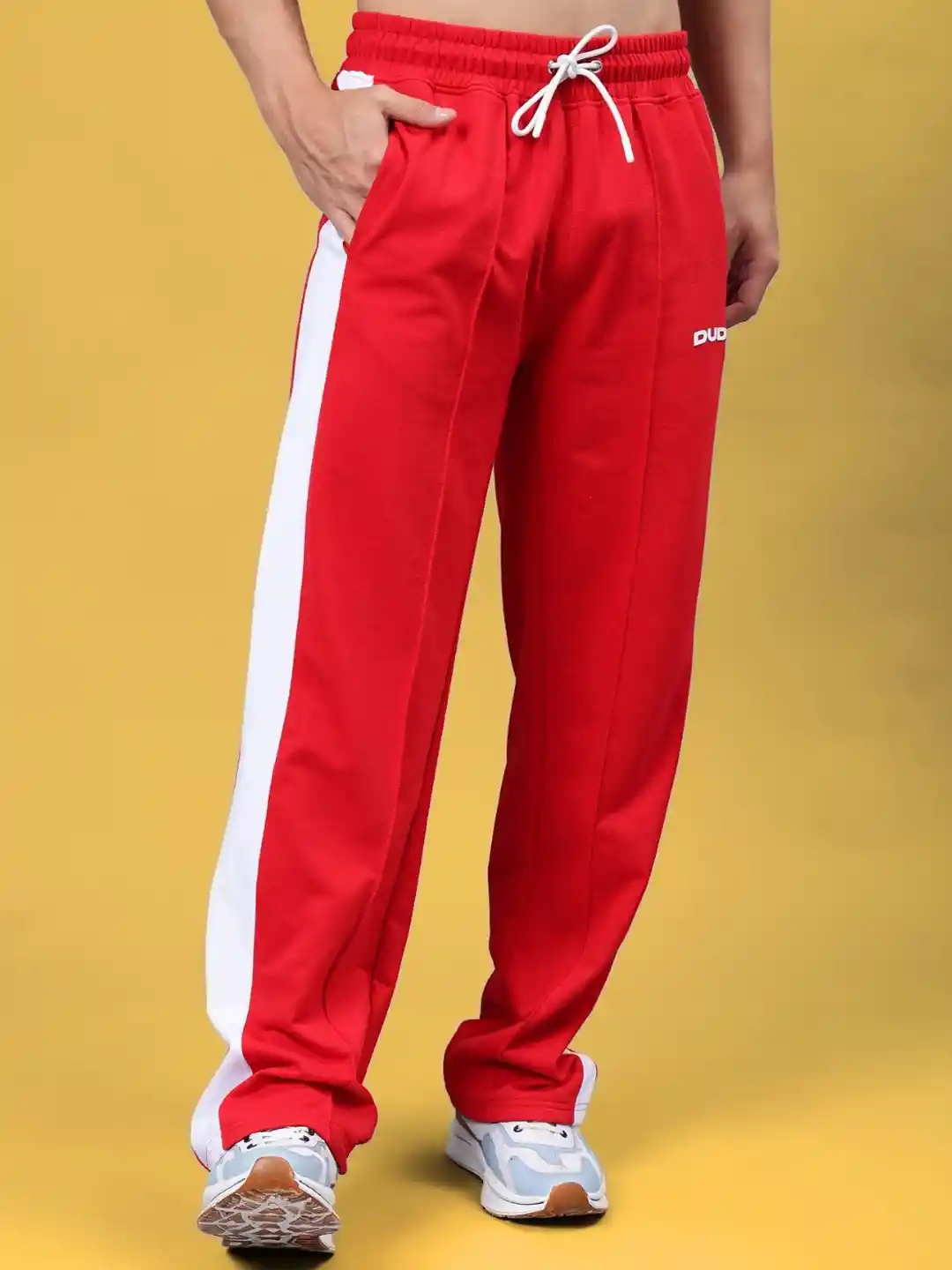 Buy WEARDUDS Men Self Design Mid Rise Side Seam Plated Cotton