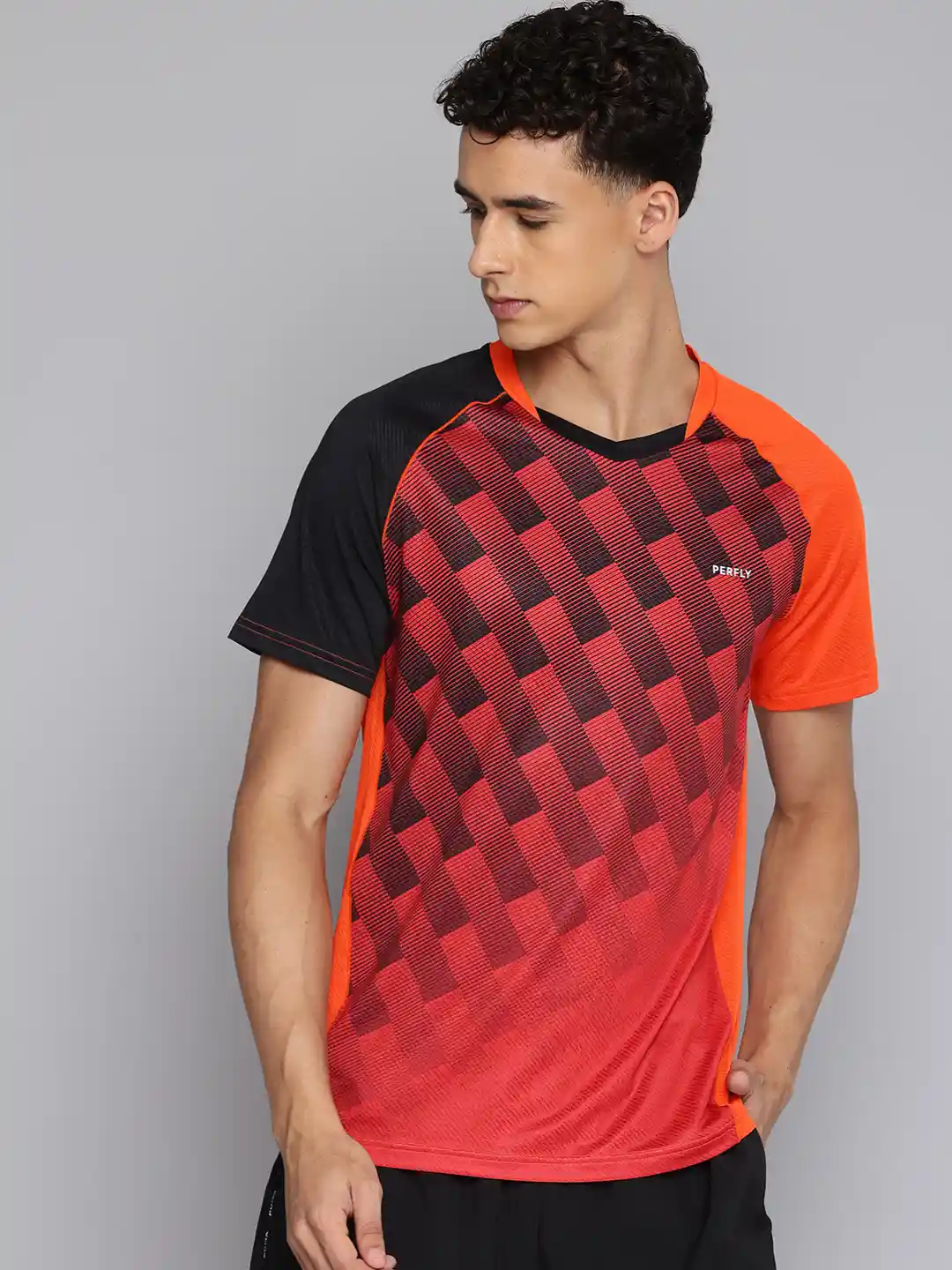 Buy Decathlon PERFLY Men Printed Lightweight Badminton T-Shirt