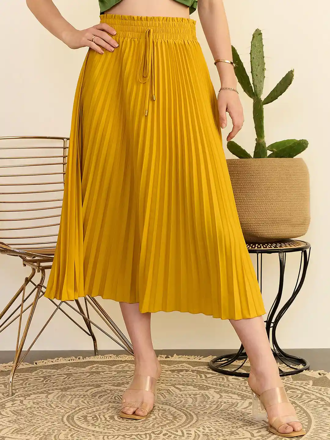 Berrylush Yellow High-Rise Accordion Pleat Flared Midi Skirt