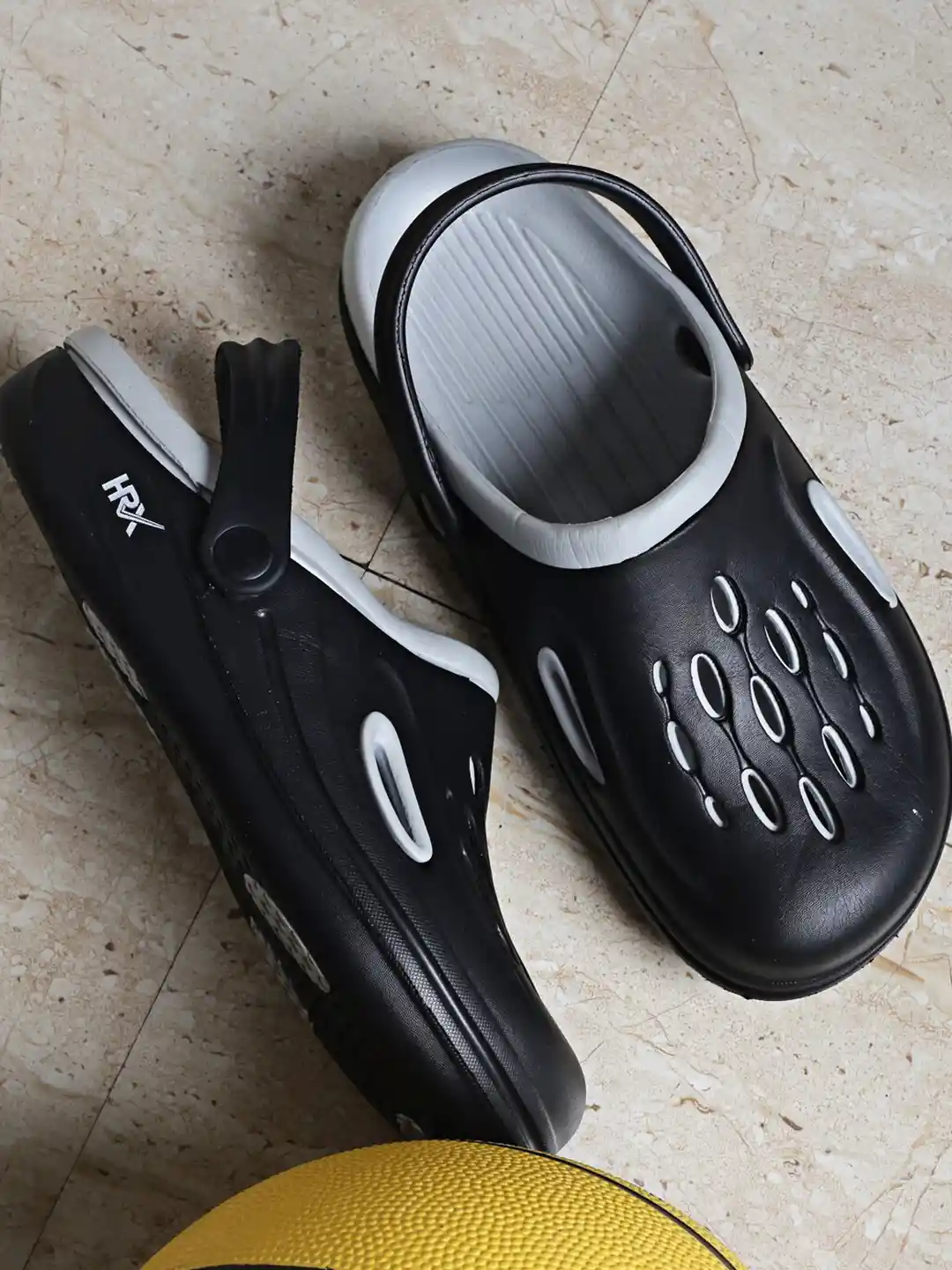 HRX by Hrithik Roshan Men Black Self Design Rubber Clogs
