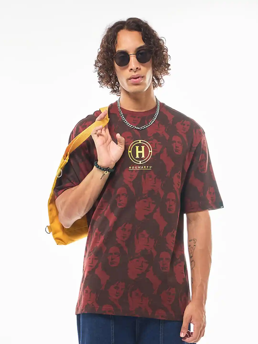 Buy Bewakoof Red Harry Potter Printed Drop-Shoulder Sleeves