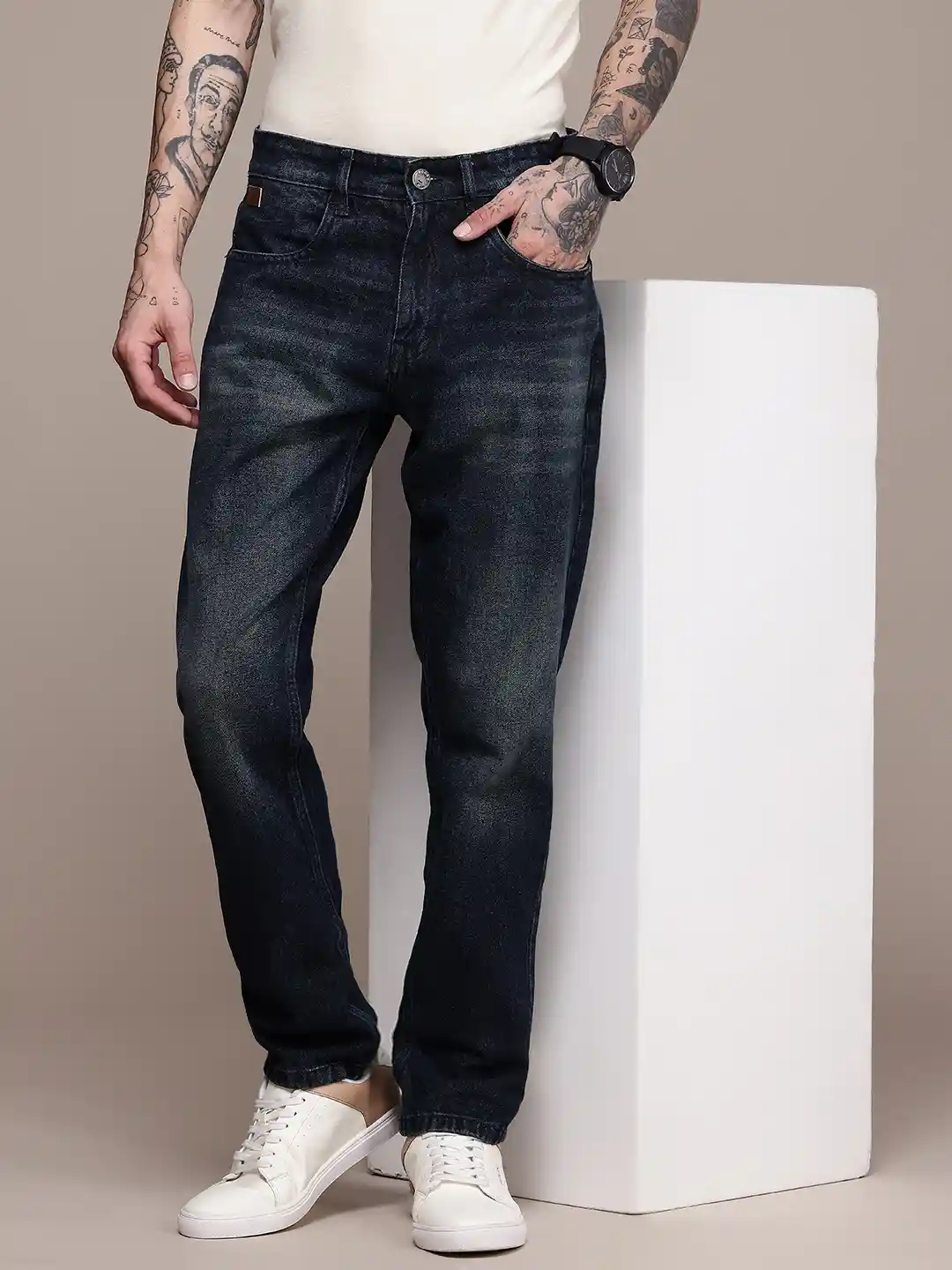 WROGN Men Pure Cotton Relaxed Fit Light Fade Jeans