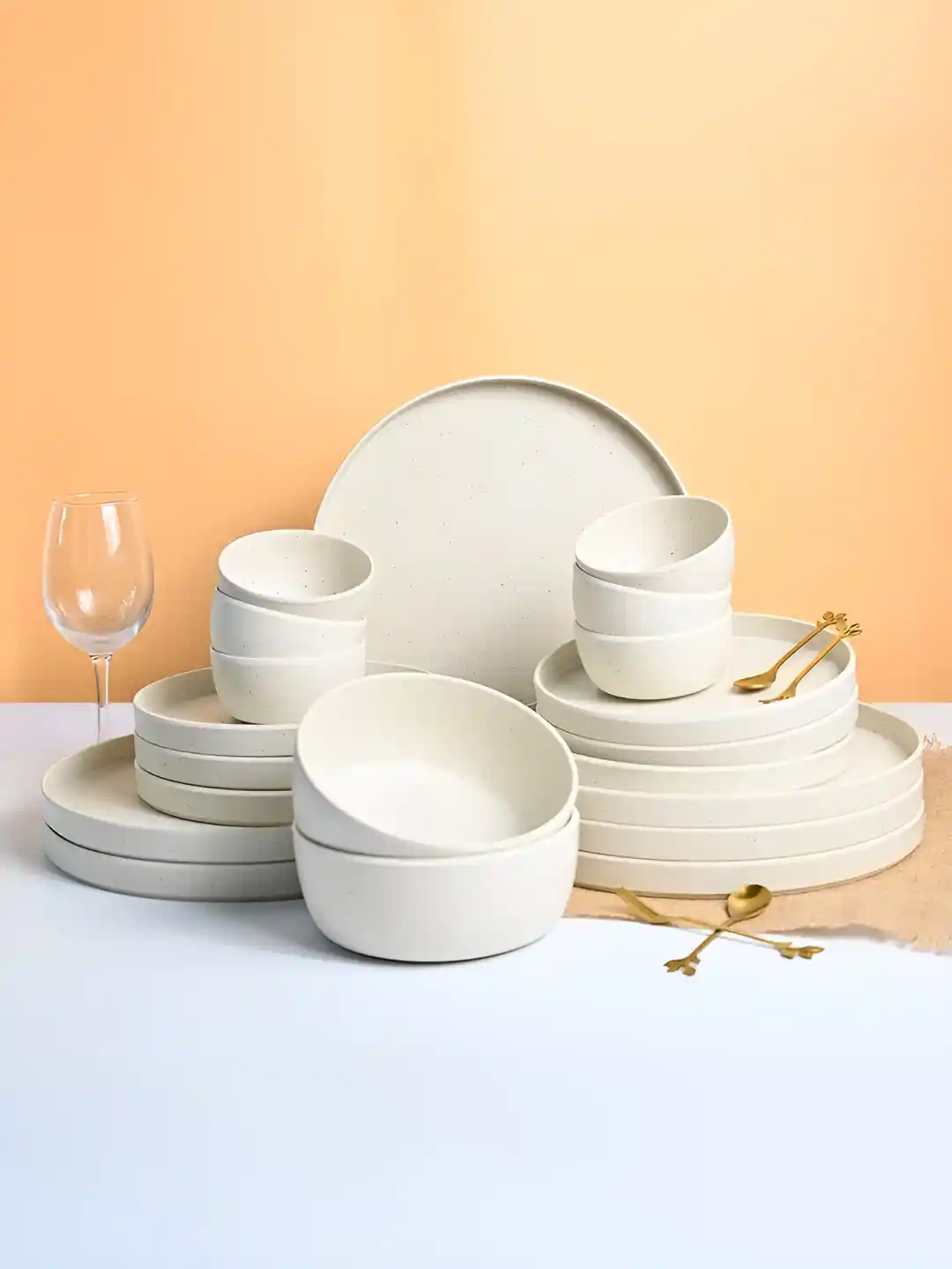 Market99 Off White Solid Melamine 20 Piece Dinner Set