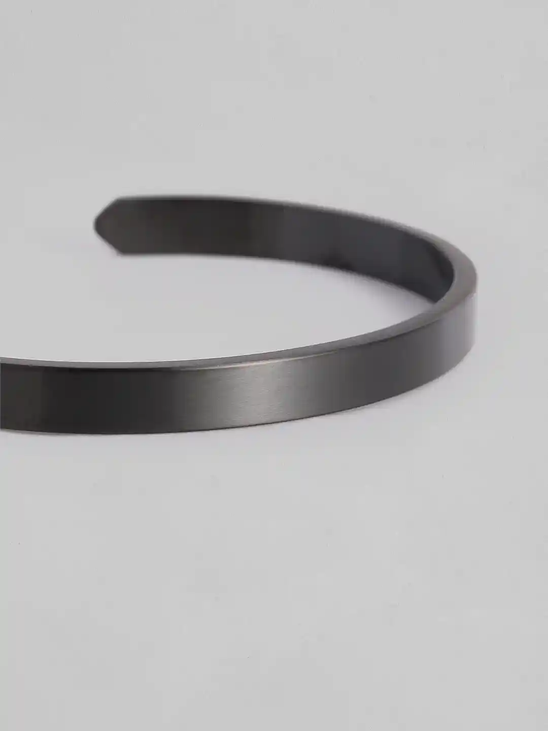 Buy MVMT Men Minimal Cuff Bracelet Bracelet for Men 29246020