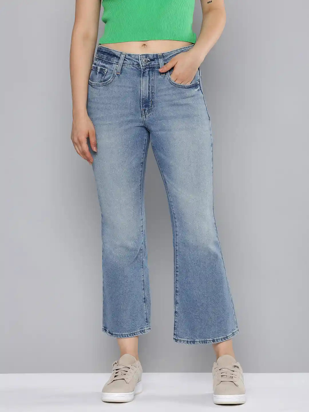 Levis Women 725 Bootcut High-Rise Heavy Fade Stretchable Jeans