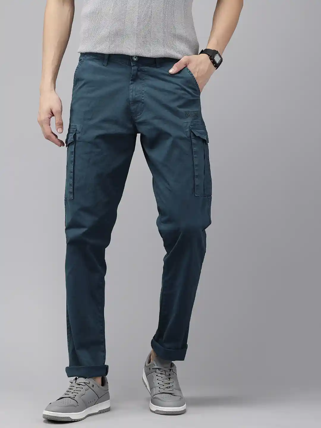 SPYKAR Men Slim Fit Cargos Trousers
