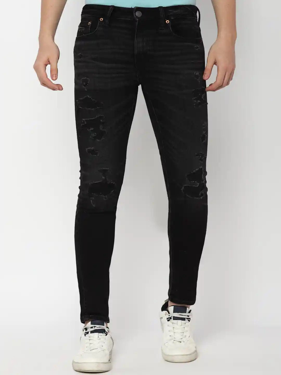 AMERICAN EAGLE OUTFITTERS Men Skinny Fit Mildly Distressed Jeans - Main Image