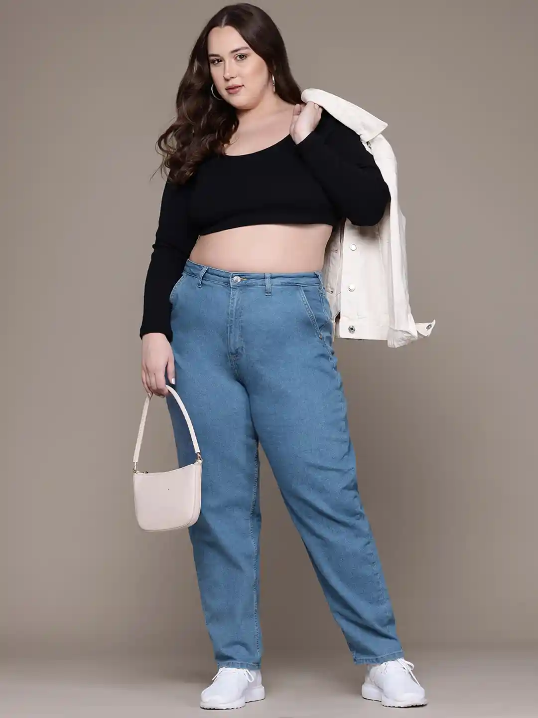 The Roadster Lifestyle Women Oversized Baggy Jeans