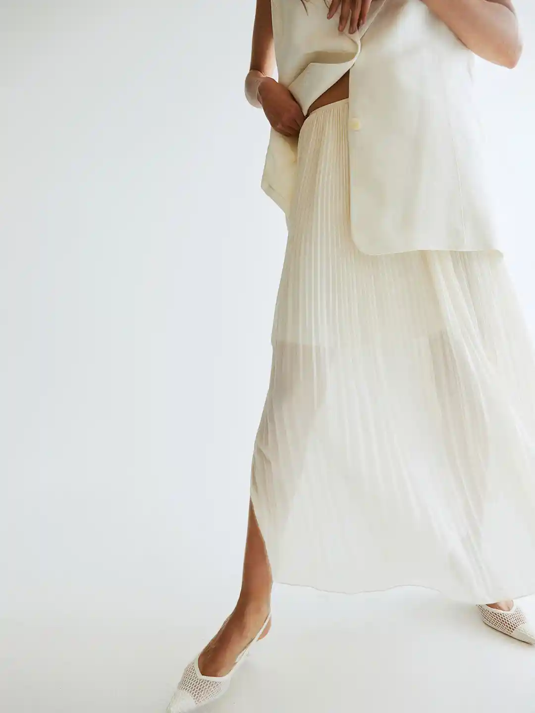 H&m Womens Pleated Chiffon Skirt H&M Women Pleated Chiffon A