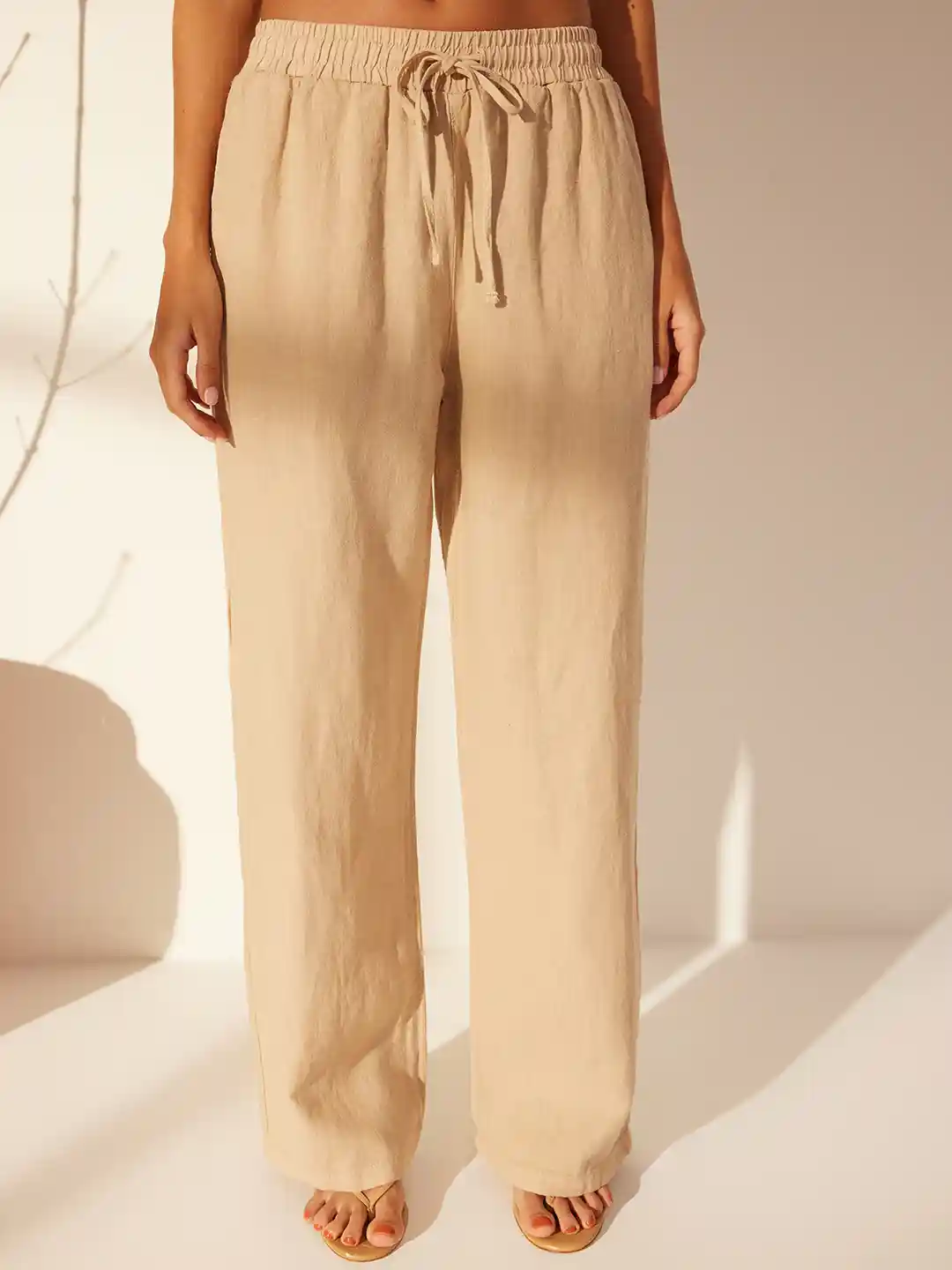 Trendyol Women Mid-Rise Linen Regular Trousers