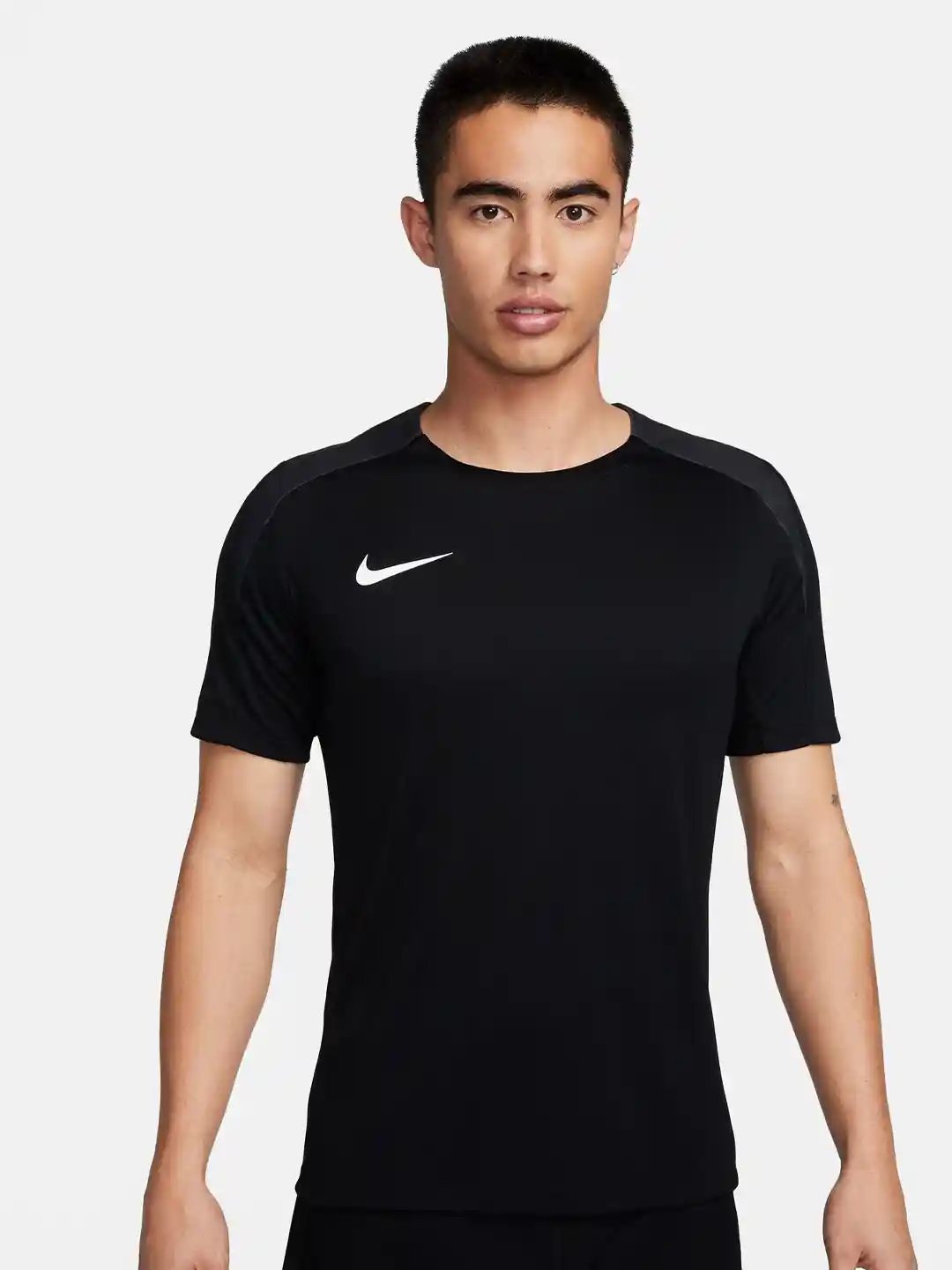 Nike Strike Men Dri-FIT Short-Sleeve Football T-shirt