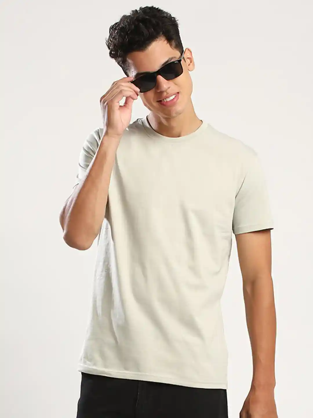 Buy THE DAILY OUTFITS Men Pack of Round Neck Pure Cotton T