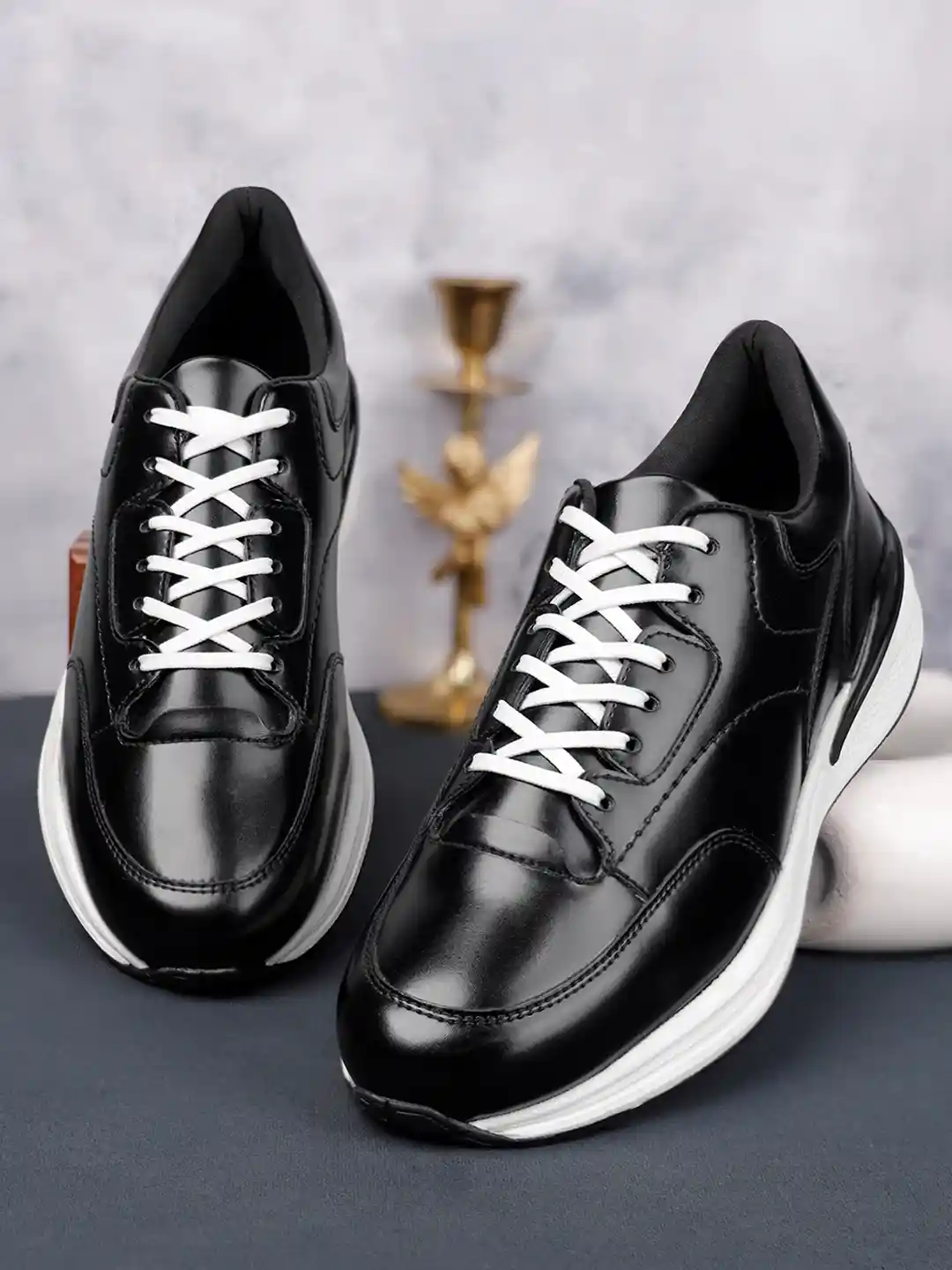 Buy LOUIS STITCH Men Leatherette Sneaker Cushioned Casual Shoes