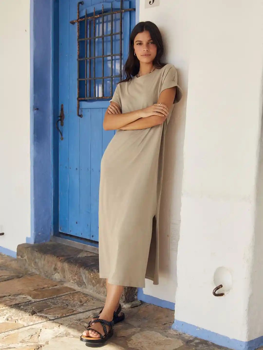Midi Dress Tan Button Down Dress NEXT Extended Sleeves T-shirt Style Midi  Dress With Side Slit, image size:1080x1440
