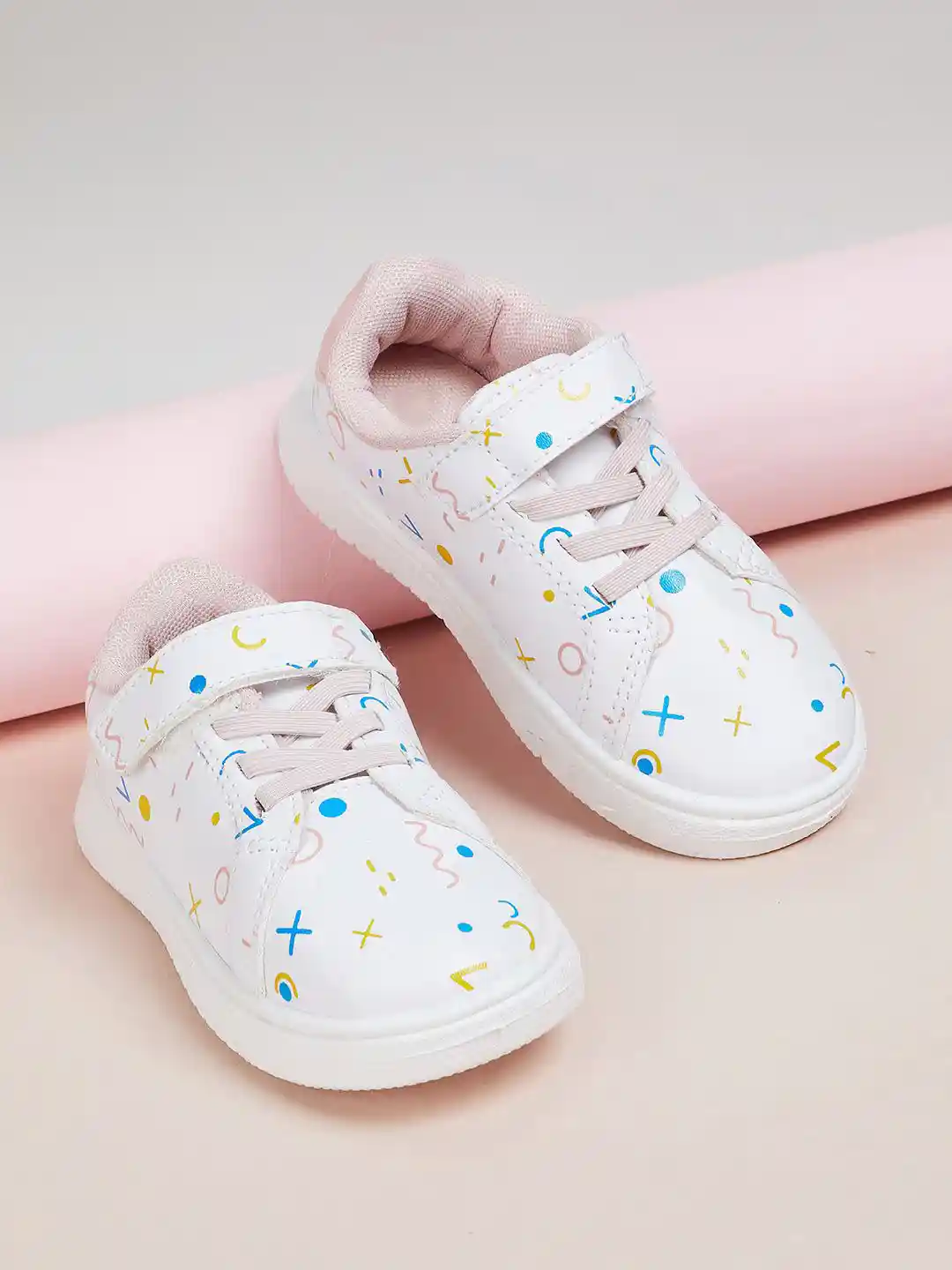 Buy max Girls Printed Round Toe Comfort Insole Sneakers Casual