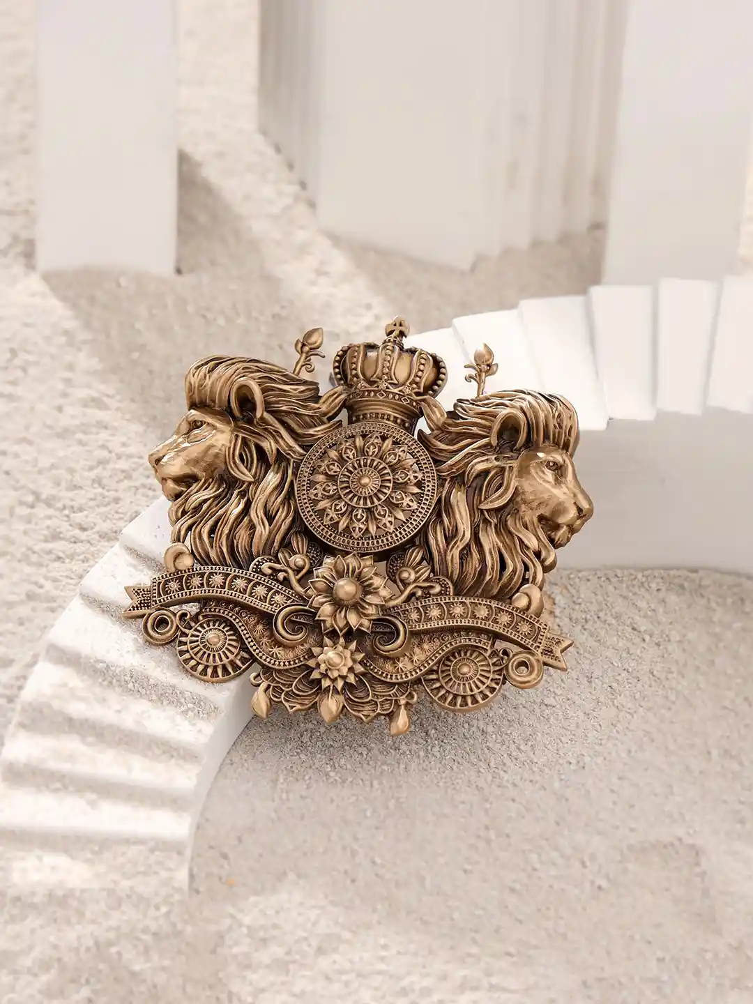 Buy COSA NOSTRAA Men Regal Lion Brooch Brooch for Men 29937556