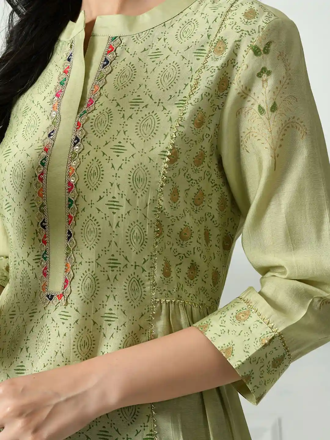 Front Neck Design For Printed Suit Pastel Colour Woolen Kani