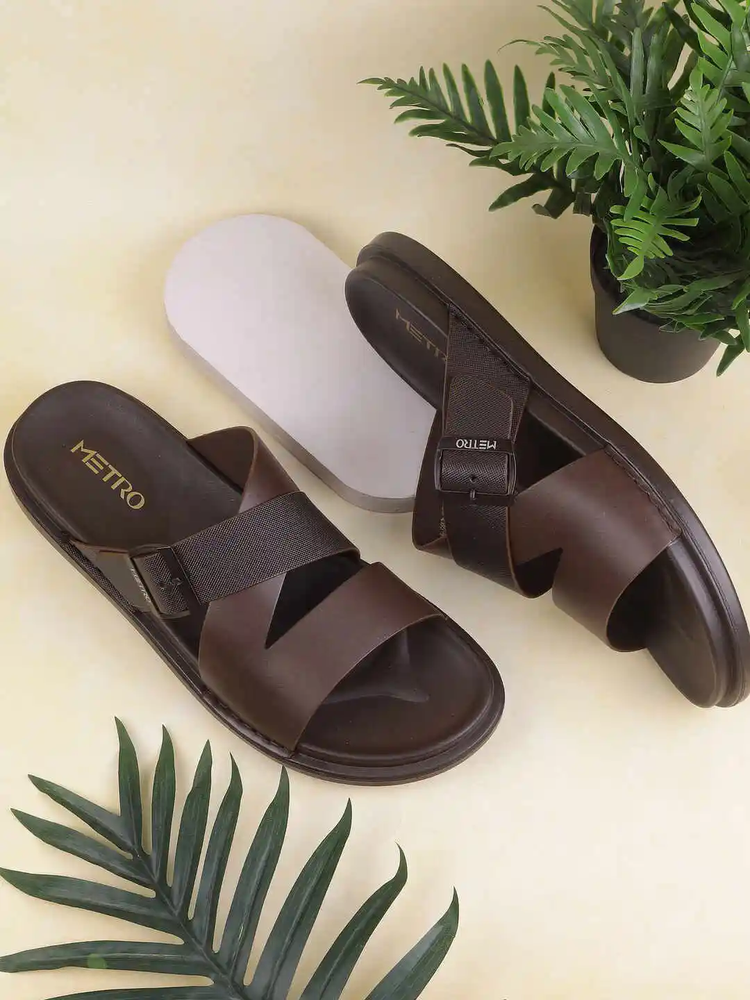 Metro Men Rubber Slip On Comfort Sandals