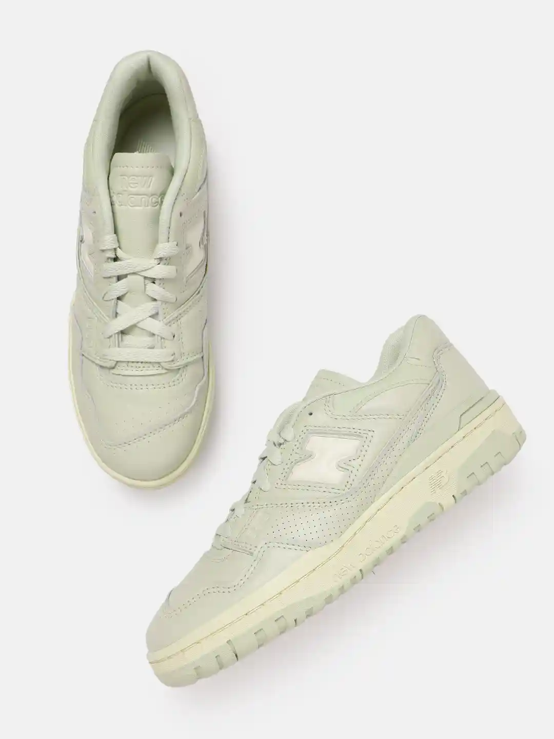 New Balance Men Leather Sneakers