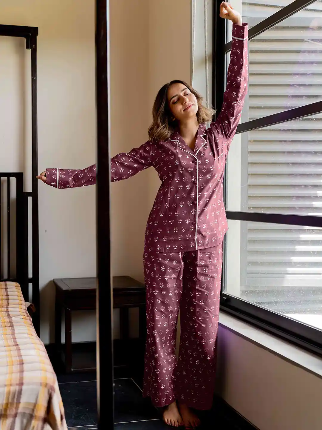 Buy MIRCHI FASHION Lapel Collar Printed Pure Cotton Night suit