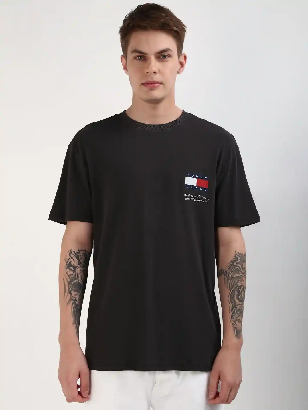 Buy Tommy Hilfiger Men Typography Printed Round Neck Organic