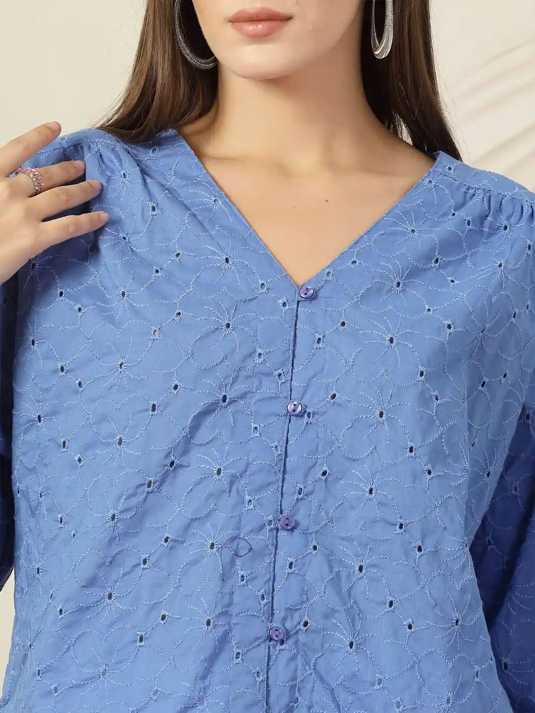 Buy plusS Women Geometric Print V-Neck Three-Quarter Sleeves