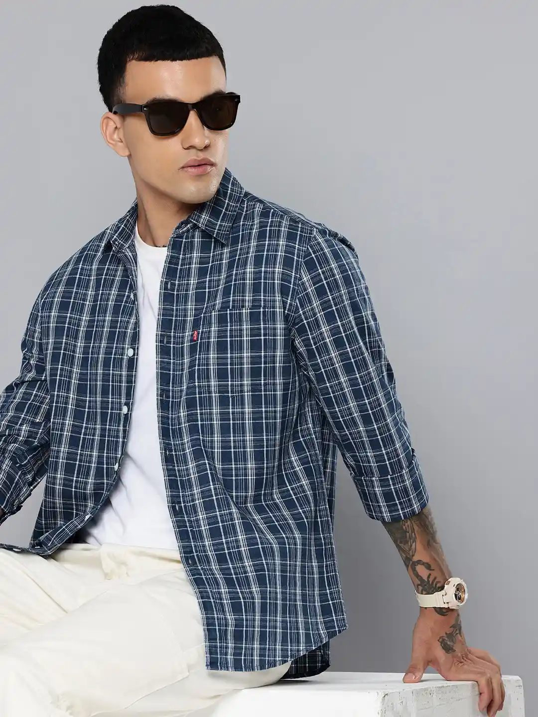 Buy Levis Pure Cotton Slim Fit Checked Casual Shirt Shirts for