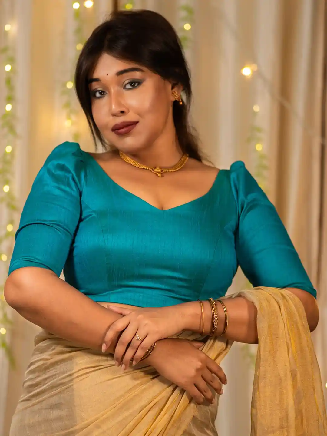 Buy I LOVE SAREES V-Neck Puff Sleeve Traditional Saree Blouse