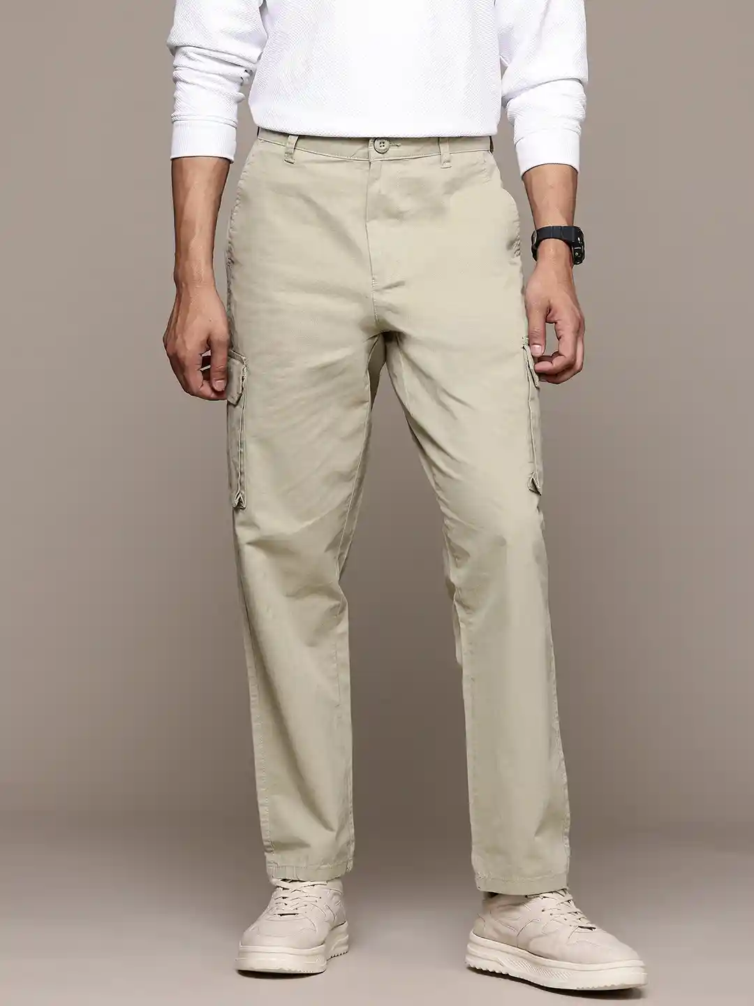 Buy The Roadster Lifestyle Men Pure Cotton Relaxed Fit Cargo