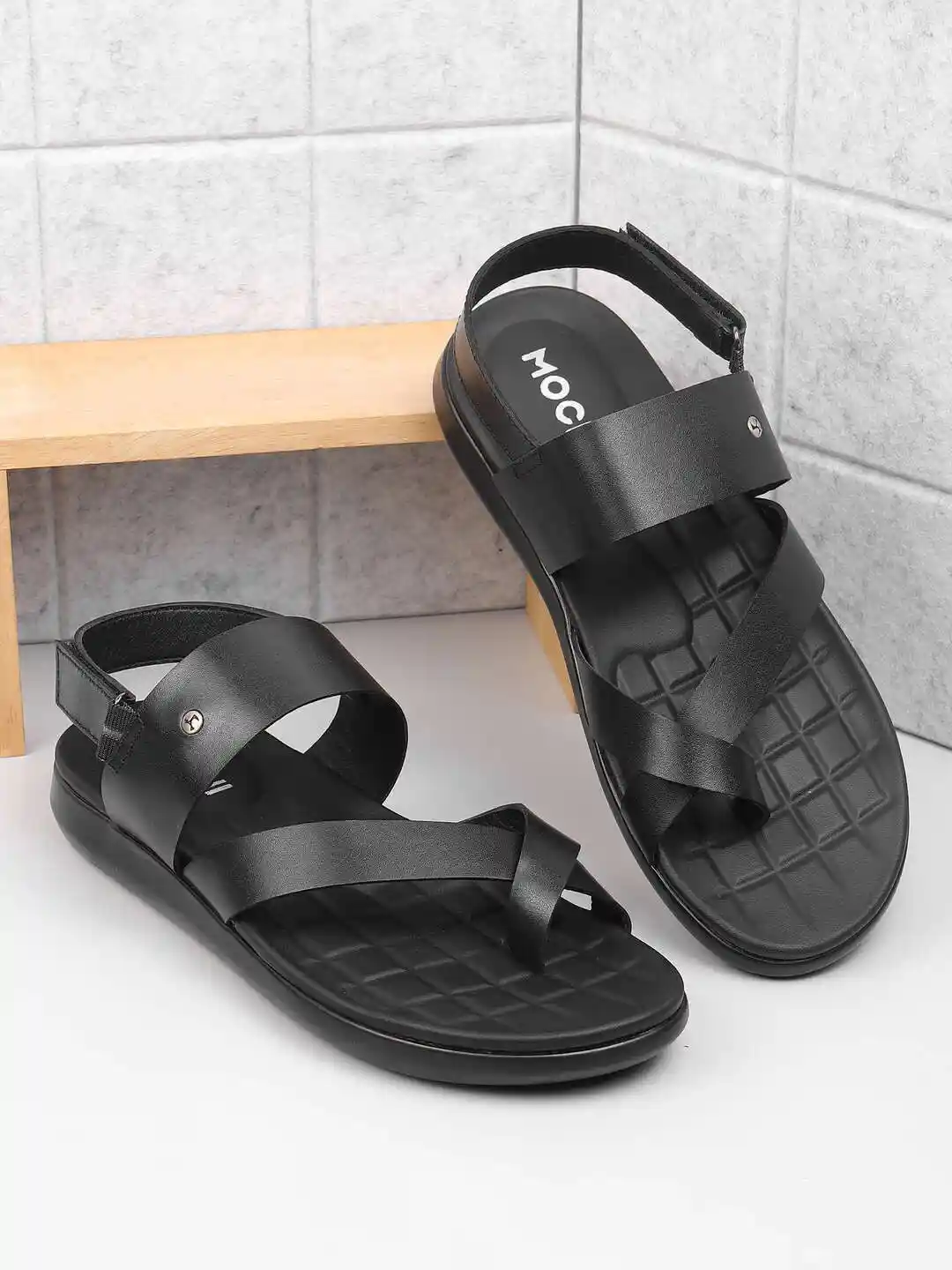 Mochi Men Ethnic Leather Comfort Sandals