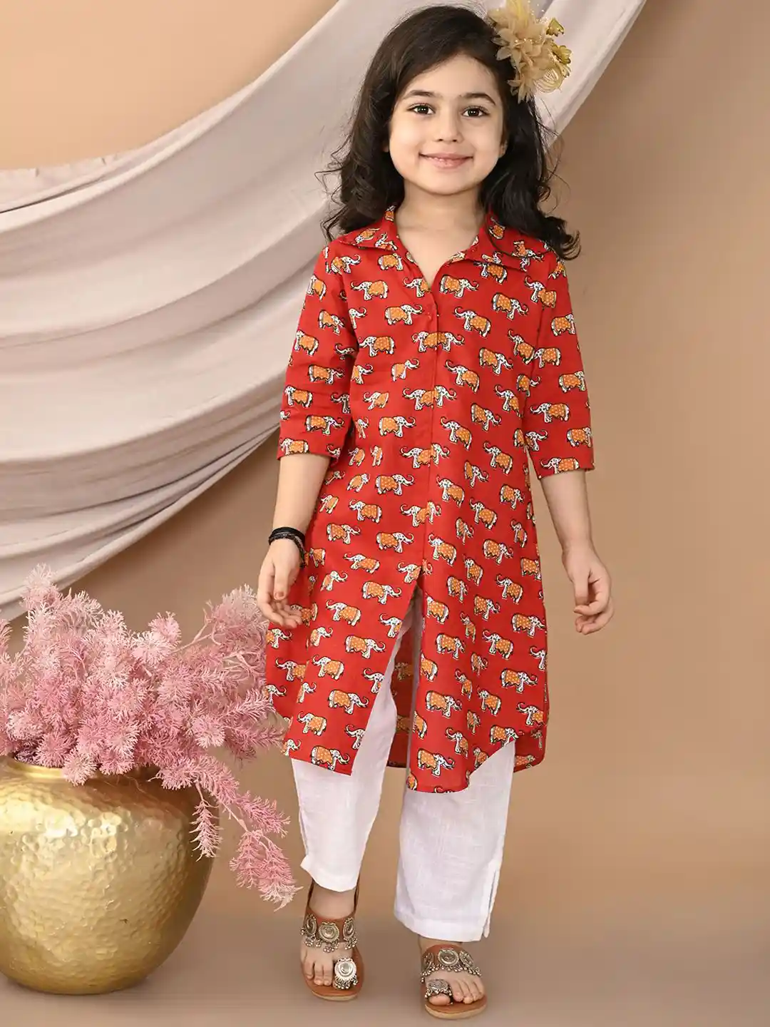 Sangria Red Girls Conversational Printed Pure Cotton Kurta With Trousers