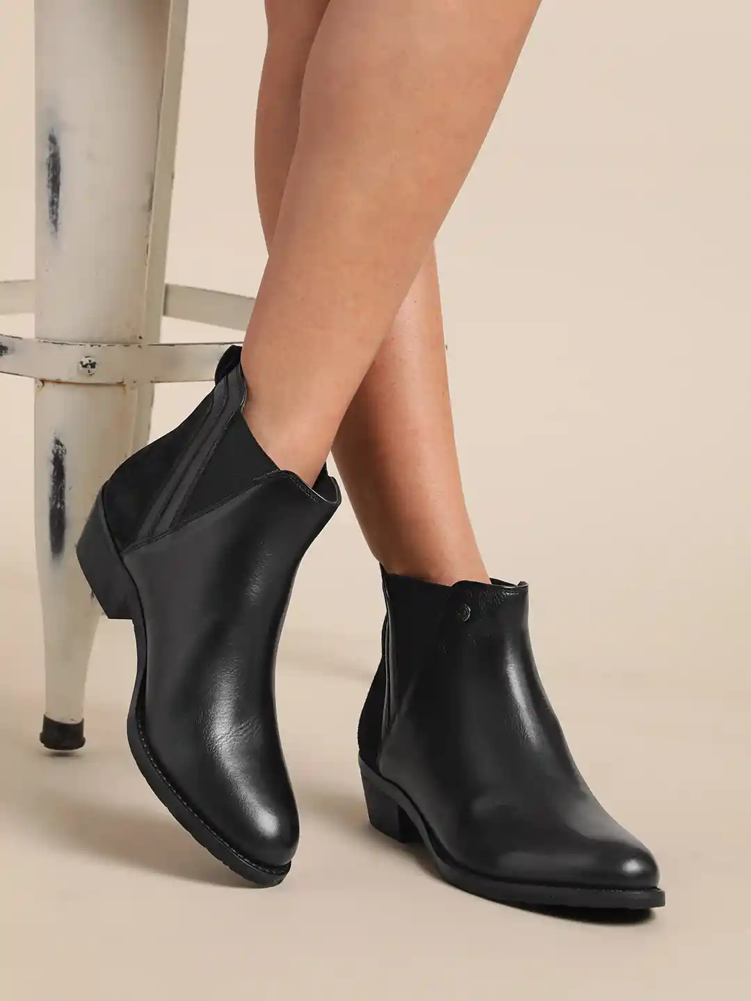 Nautica Women Mid-Top Chelsea Leather Boots