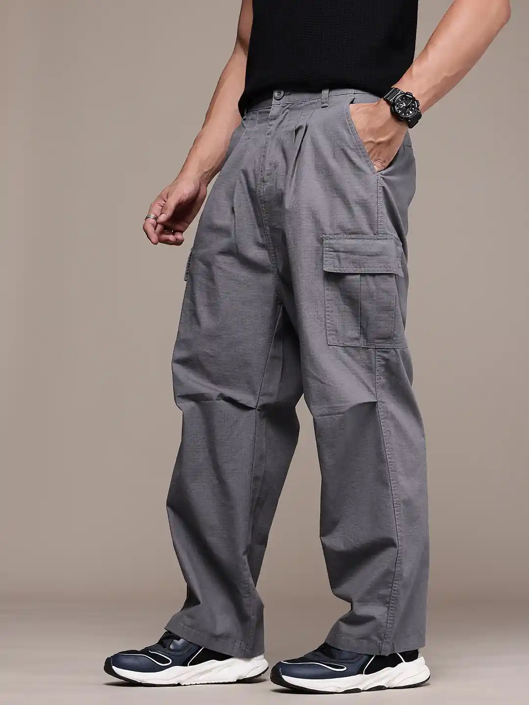 Buy The Roadster Life Co. Men Pure Cotton Textured Baggy Fit Cargo