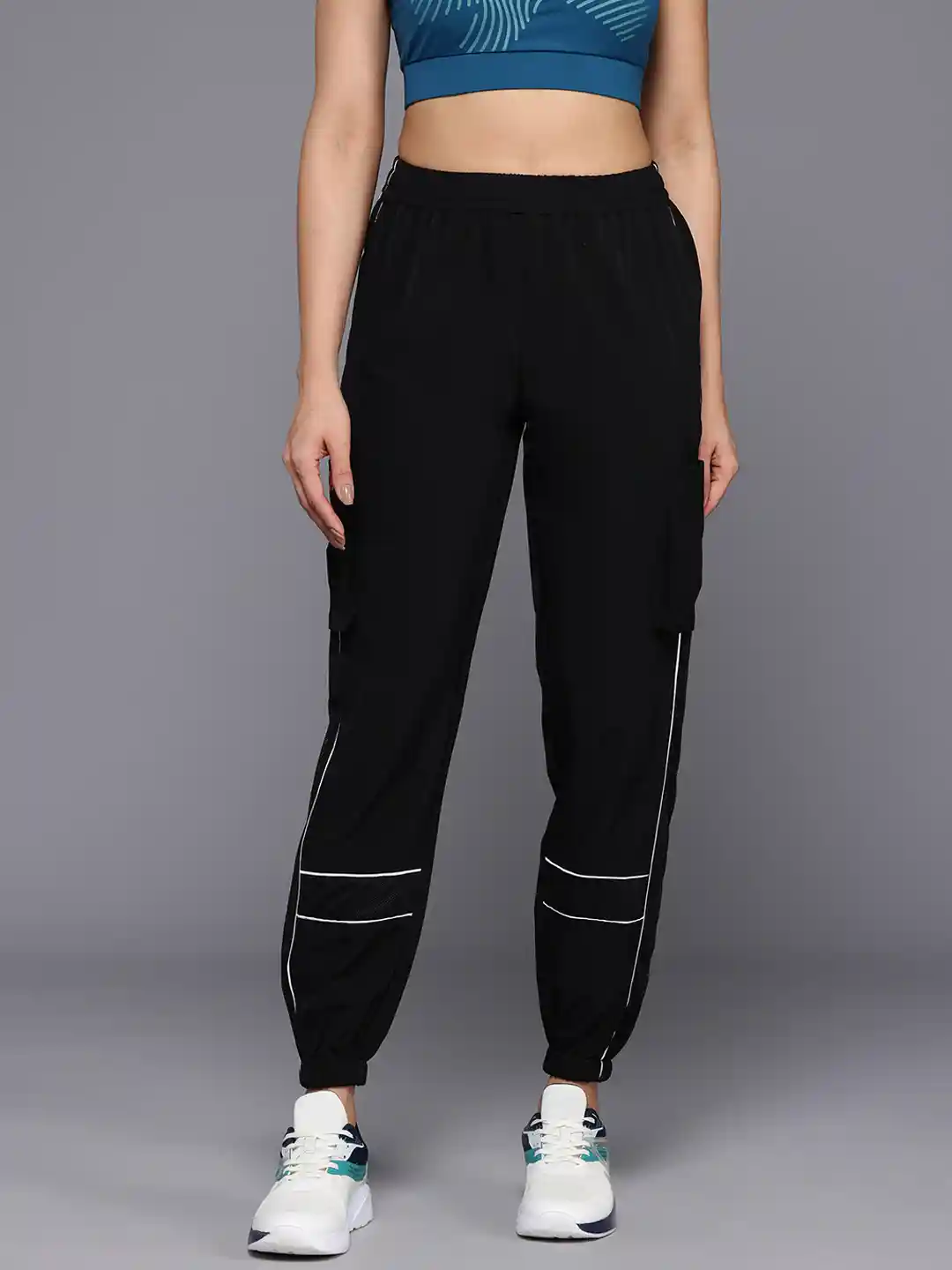 Buy HRX by Hrithik Roshan Women Mid-Rise Rapid-Dry Training