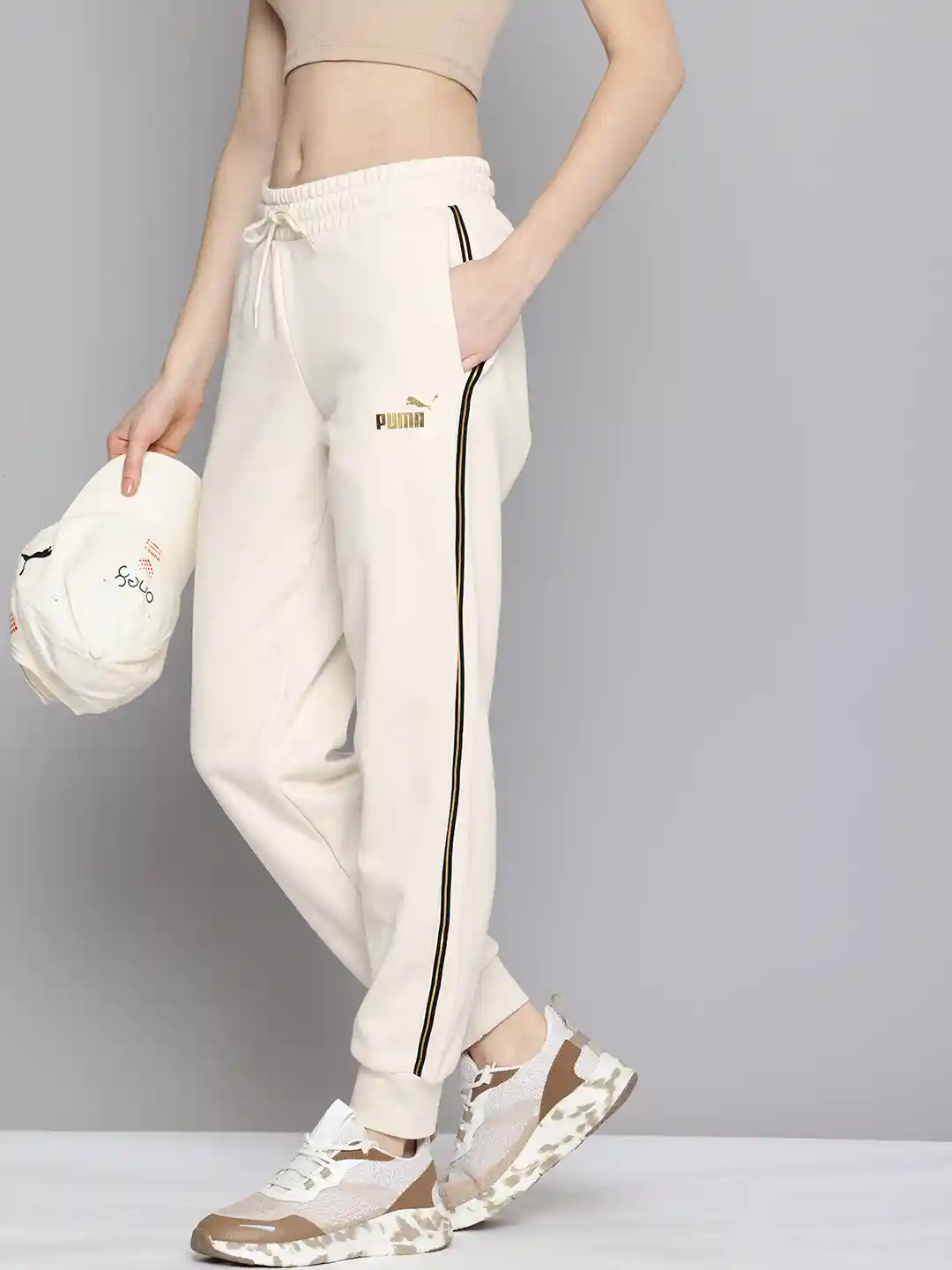 Puma Women MINIMAL Comfort Fit Warmcell Joggers