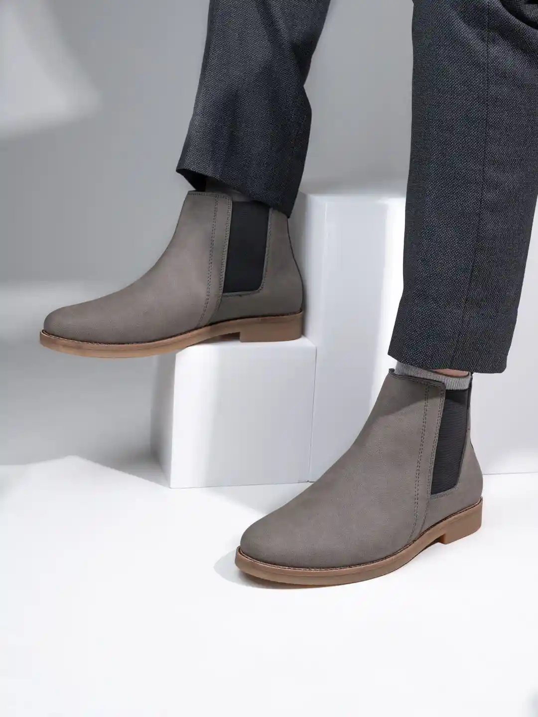 Buy FRANKROMELLO Men Mid-Top Chelsea Boots Boots for Men