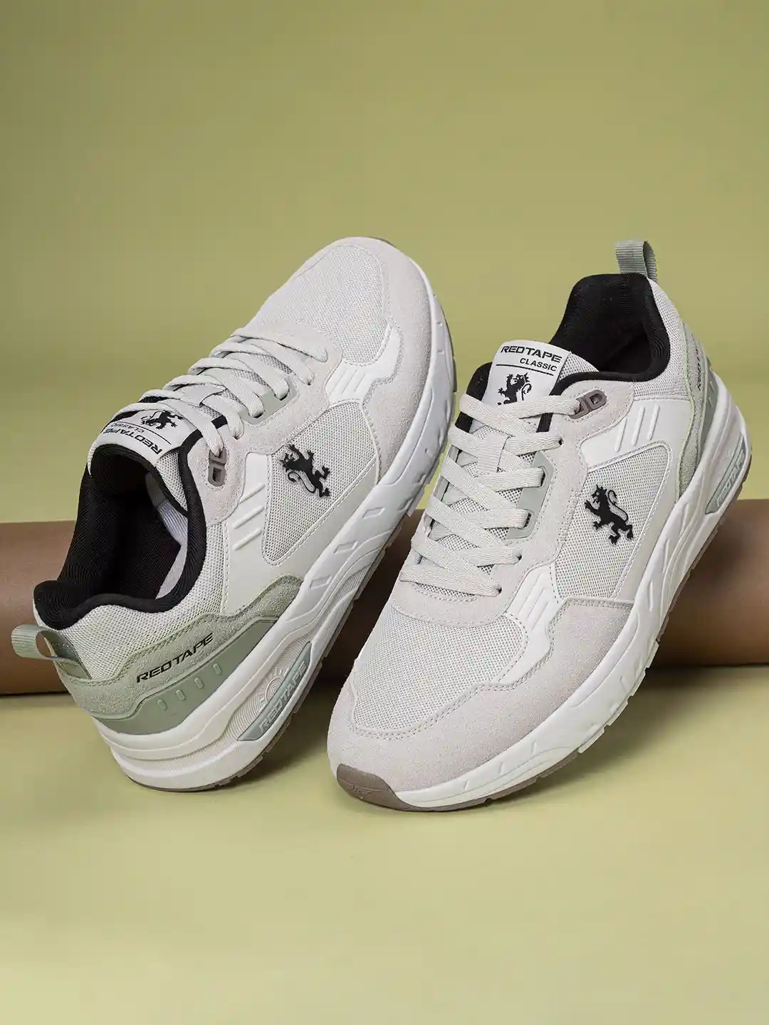 Red Tape Men Textured Sneakers