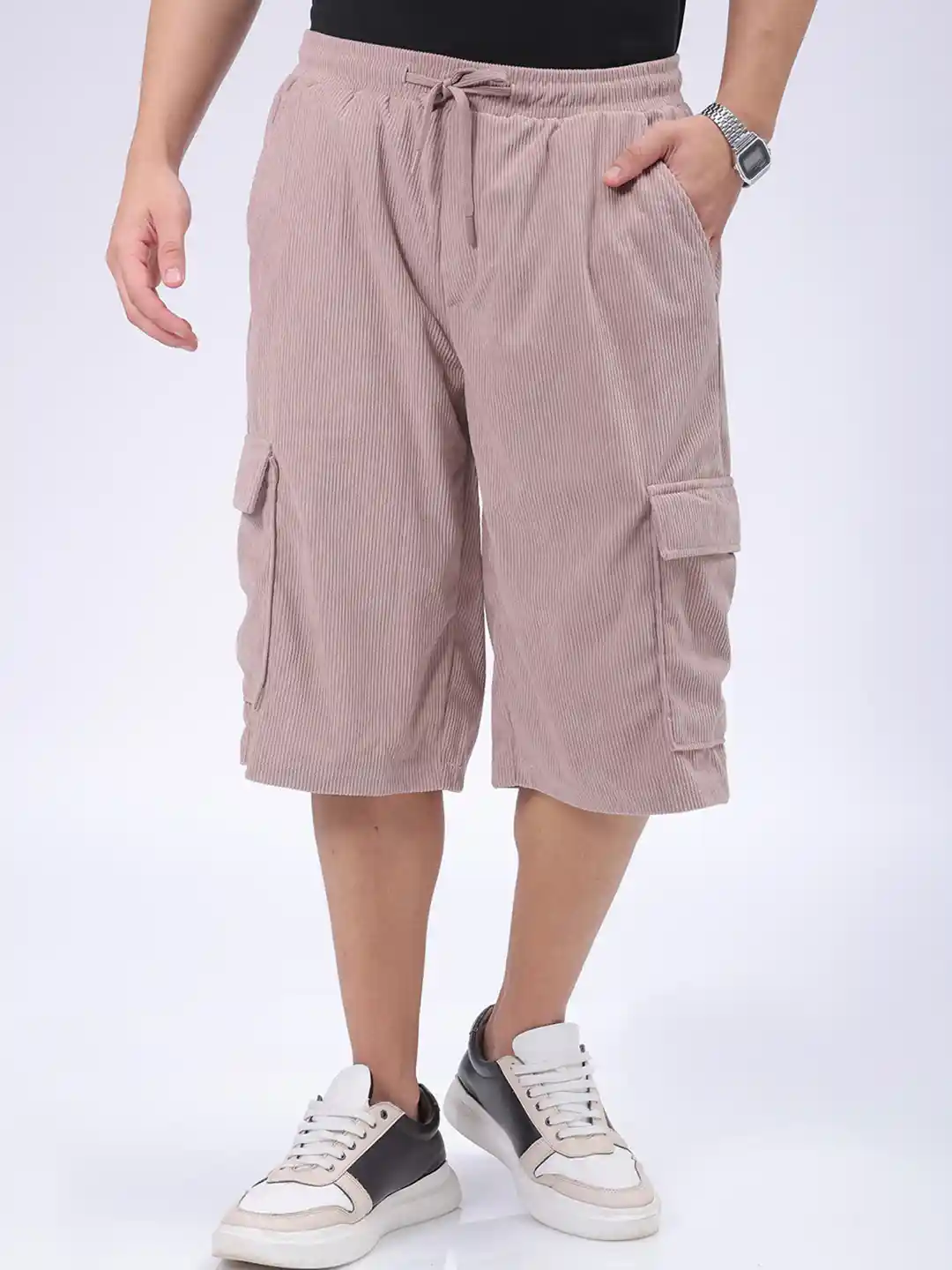 The Indian Garage Co Men Loose Fit Cargo Shorts