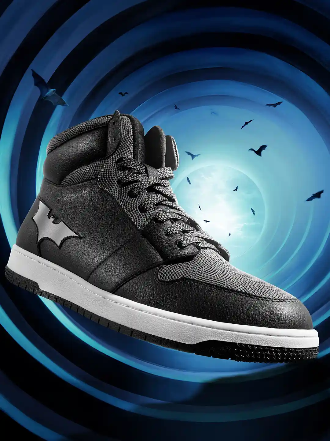 Buy Bewakoof Official DC Merchandise Men Batman Colourblocked High