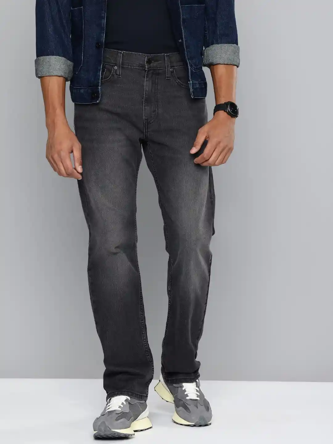 Levis Men 513 Slim Straight Fit Light Fade Stretchable Jeans