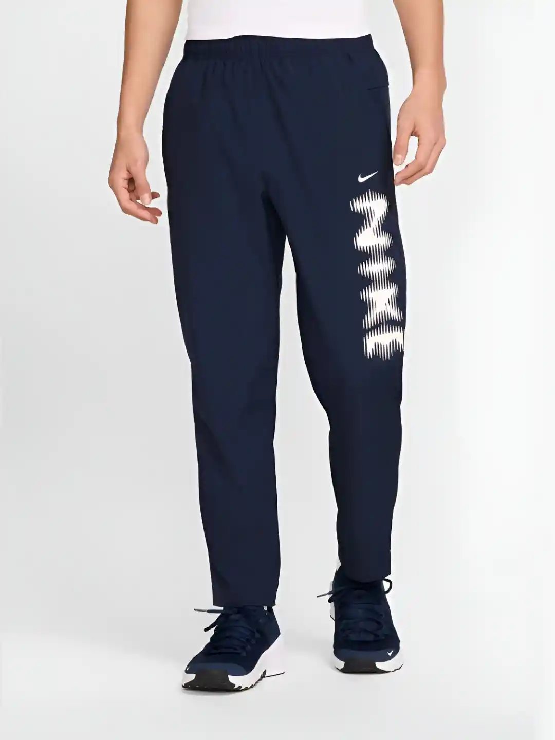 Nike Form Men's Dri-FIT Versatile Trousers
