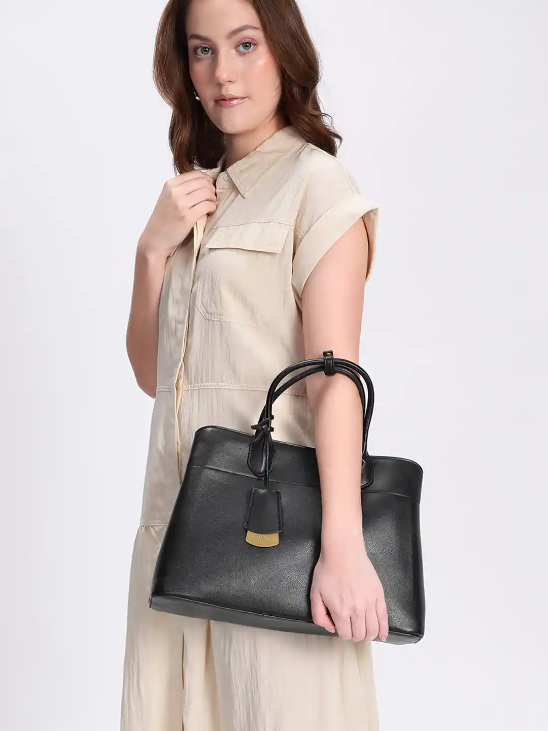 MANGO PU Structured Handheld Bag